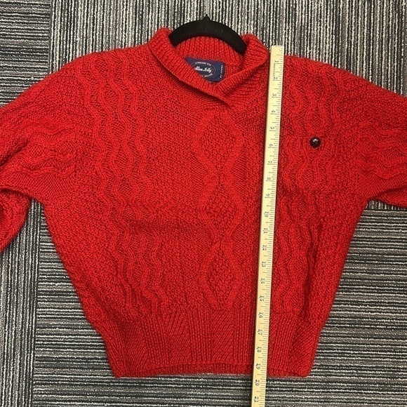 Allen Solly England Women’s Cable Knit Thick Red Pure Wool Sweater Size SP - Picture 6 of 6